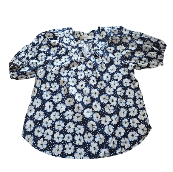 LOFT Tops - Loft Blue and White Daisy Print Peasant Top Size Medium